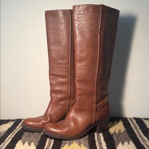 RARE Frye Jane Boots w Crazy Horse Stitching Sz8
